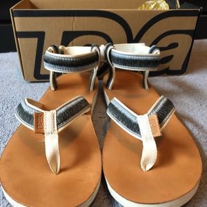 Teva ombré sandals